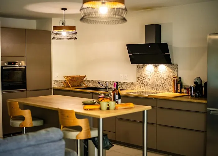 In Διαμέρισμα *